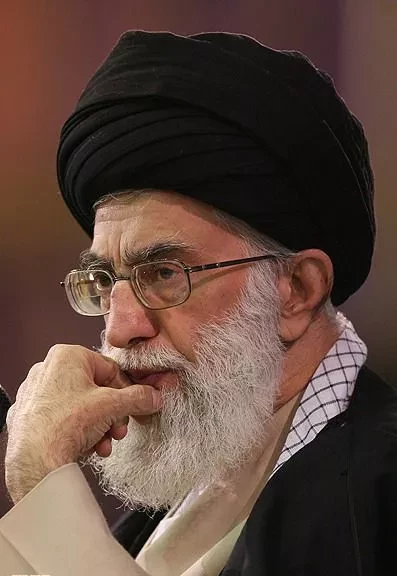 حاشیه های سفر مقام معظم رهبری به کرمان در آستانه انتشار